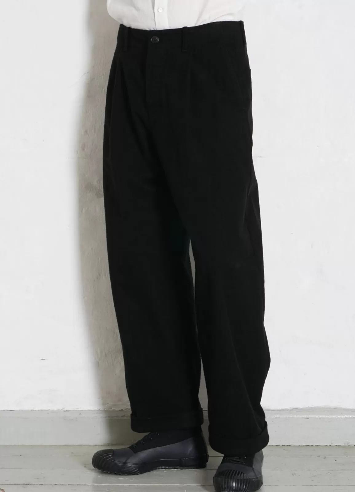 Cheap Bobby | Super Wide Pleated Trousers | Black Trousers