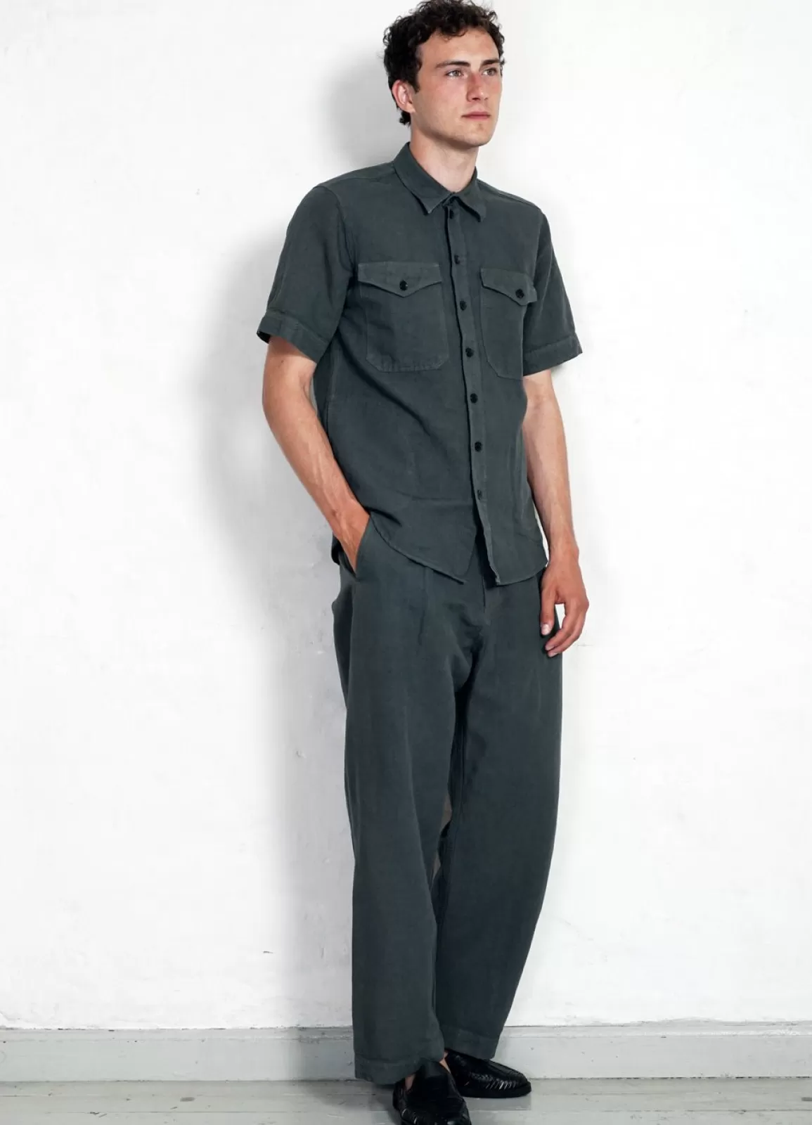 Best Bobby | Super Wide Pleated Trousers | Oxidized Trousers