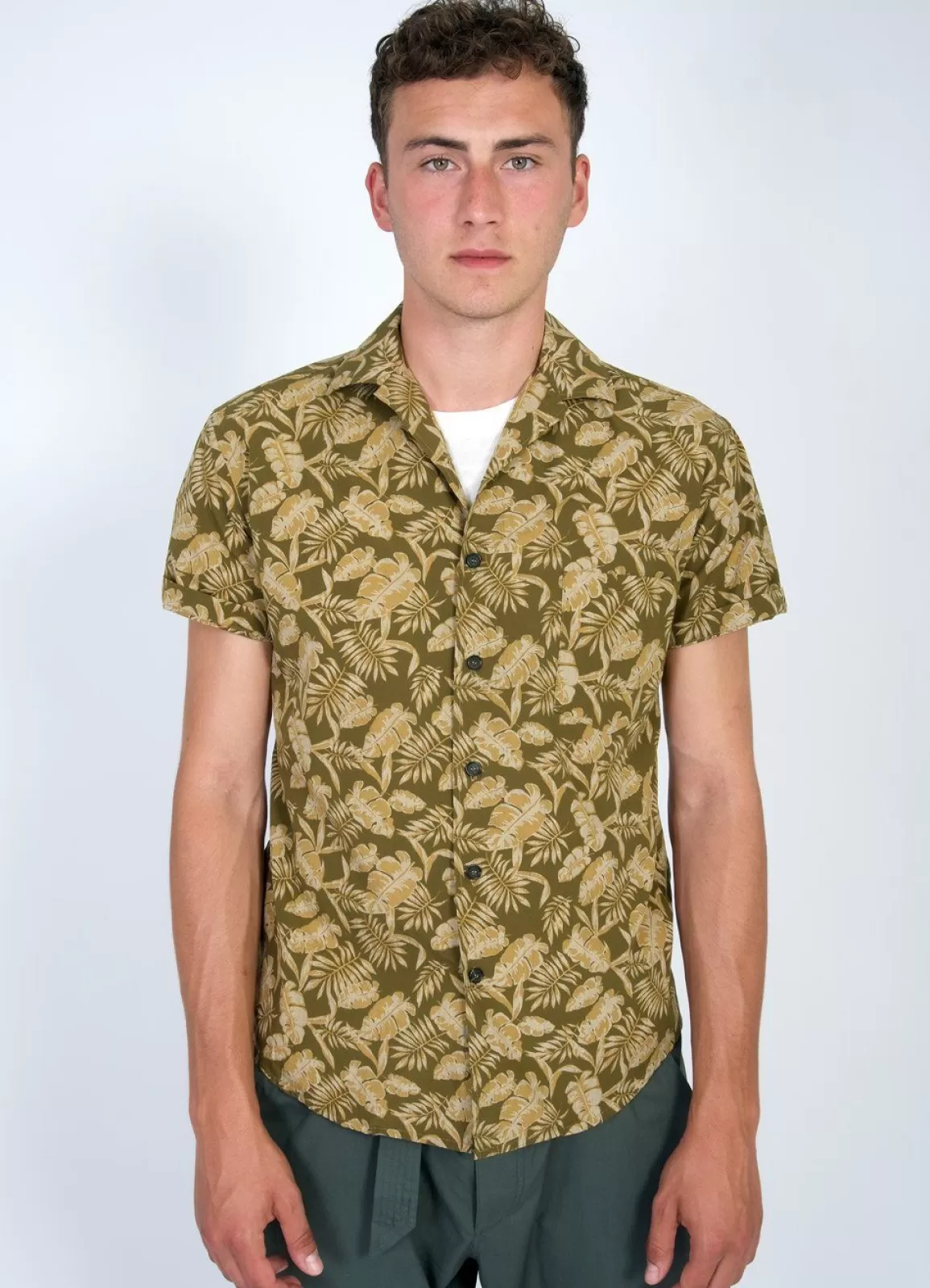 Shop Jonny | Printed Short Sleeve Shirt | Khakiplant Shirts