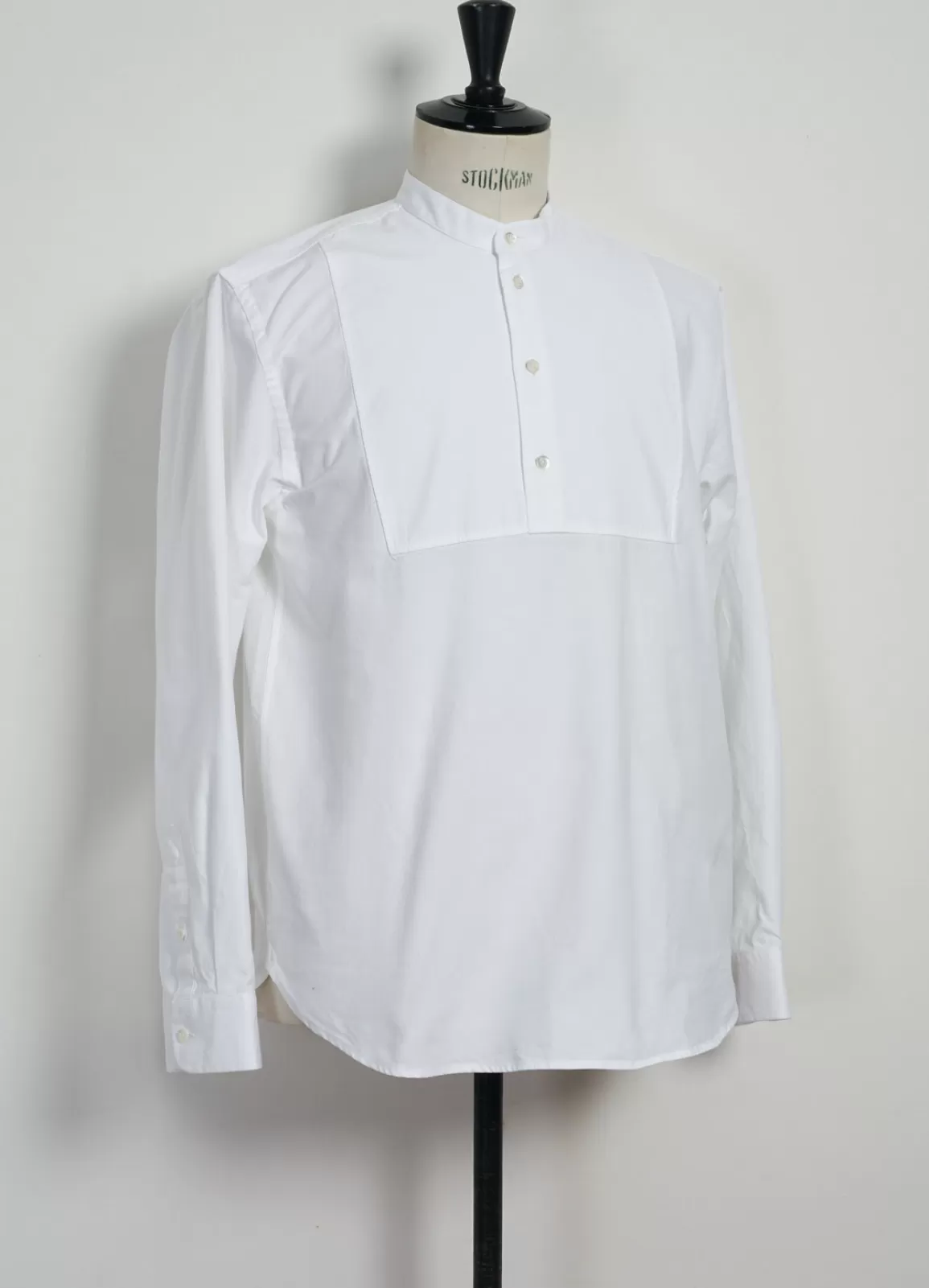 Shop Rikard | Loose Fit Pull-On Shirt | White Shirts