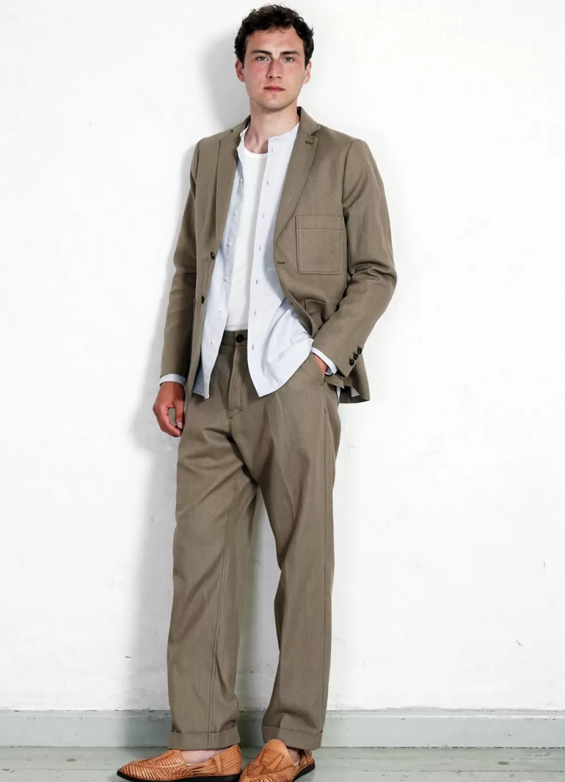 Best Sune | Pleated Wide Cut Trousers | Bay Leaf Suiting