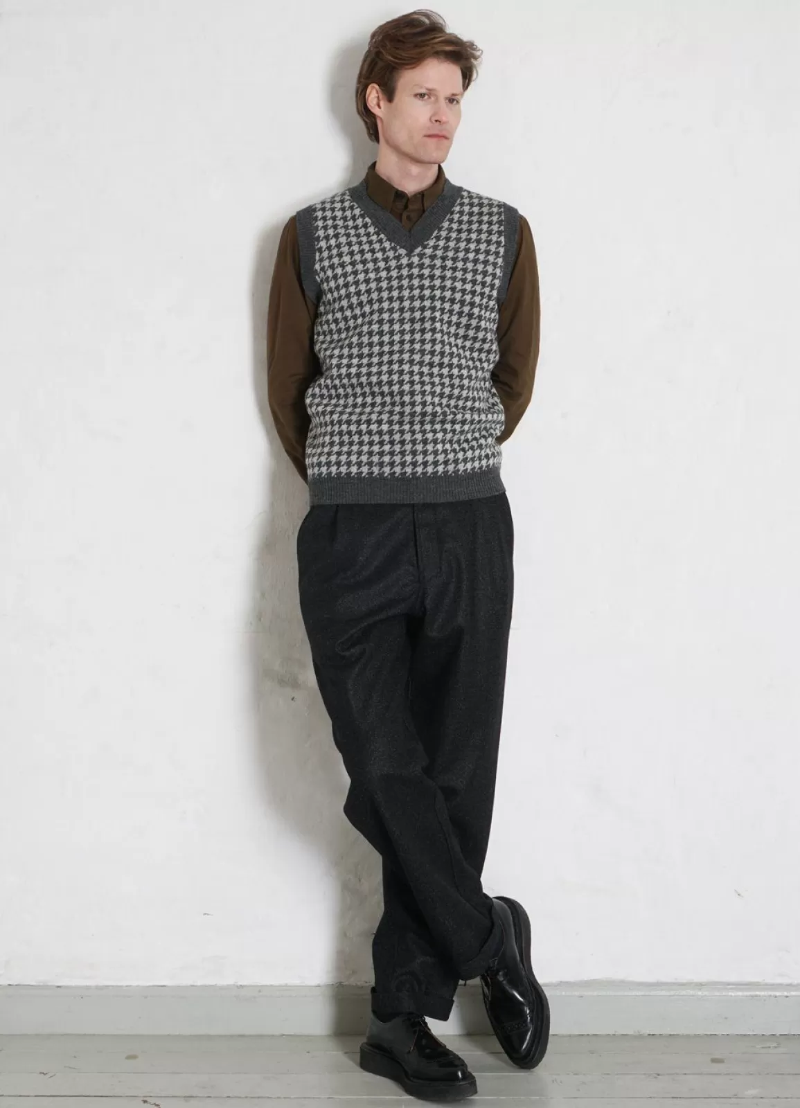 Sale Tim | Hounds Tooth Vest | Grey Hound Knitwear